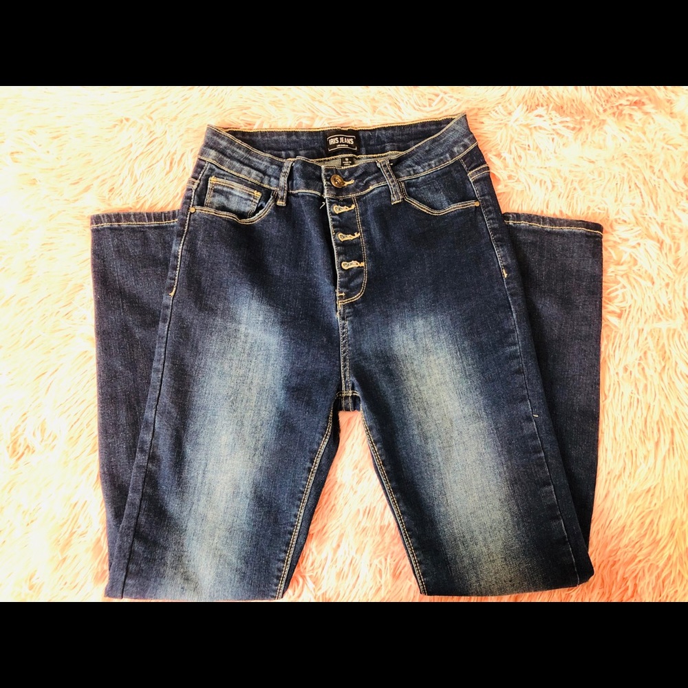 Jeans - Picture 15 of 16